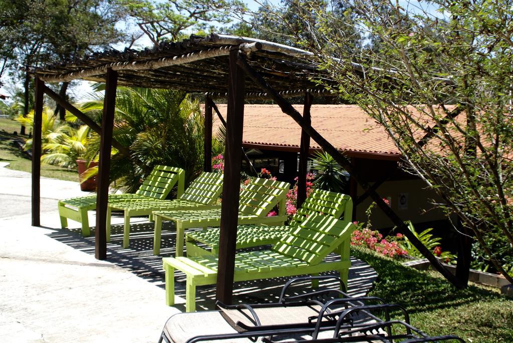 Vida Aventura Ranch Hotel Tanques Exterior photo